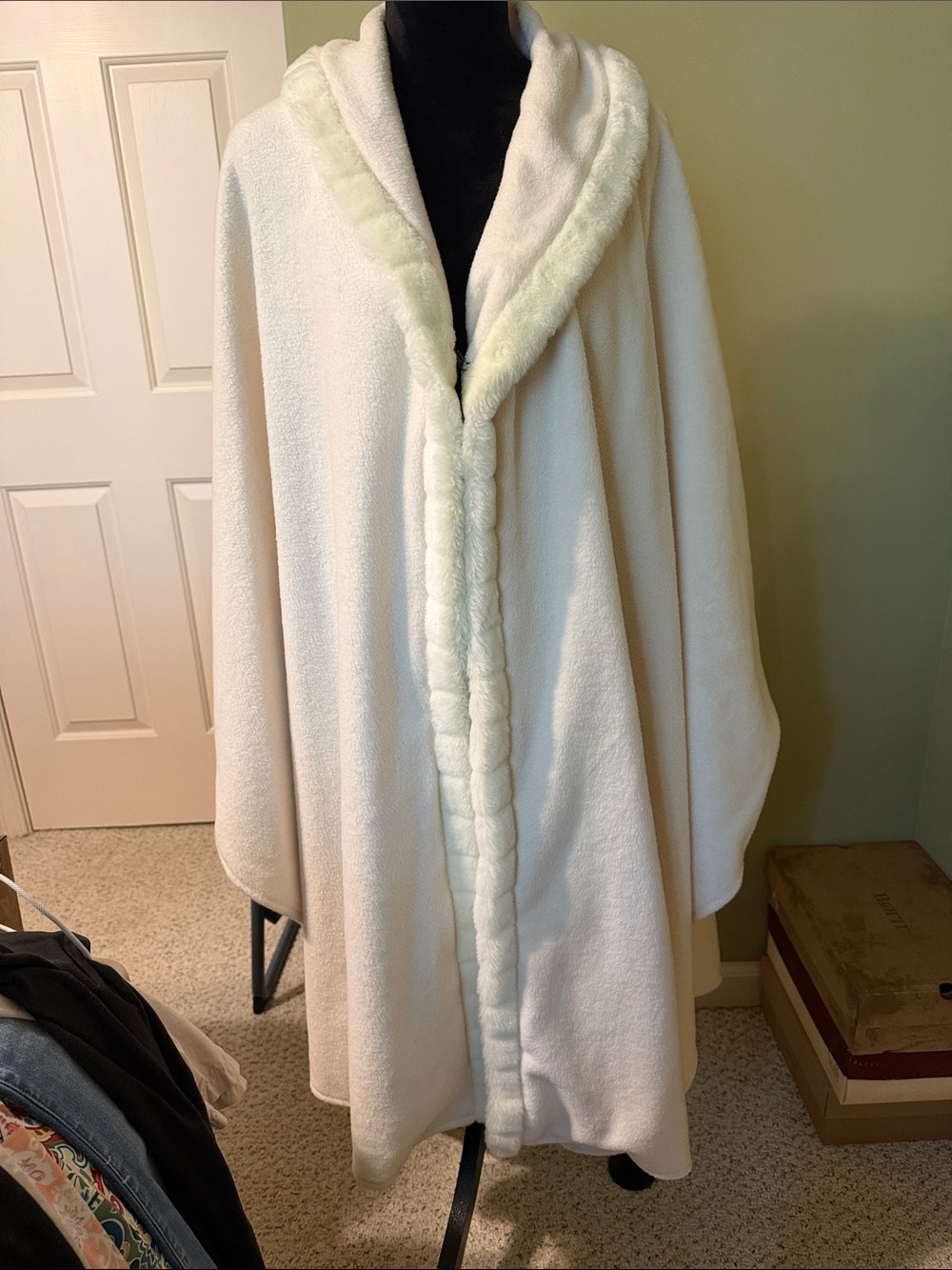 East 5th Cream Faux Fur Trim Cape